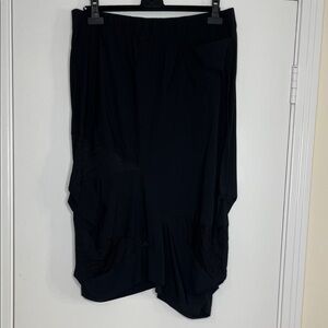 Chic Asymmetrical Black Skirt